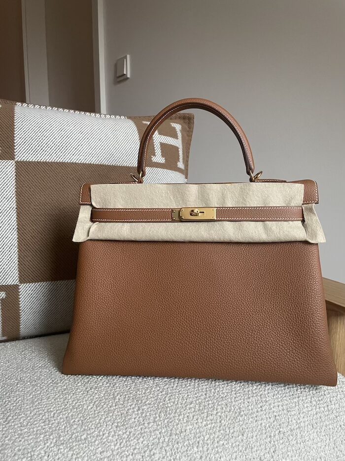 Hermès Kelly 32 Gold Togo Gold Hardware